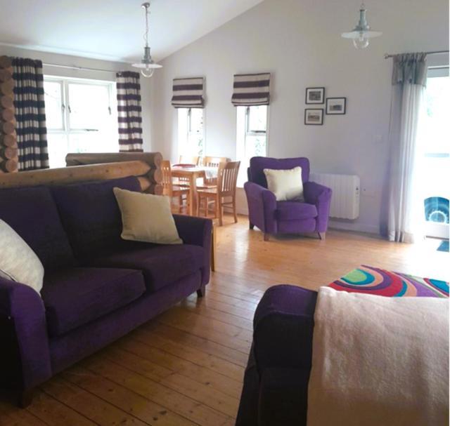 Ballyhoura Mountain Lodges Ballyorgan エクステリア 写真