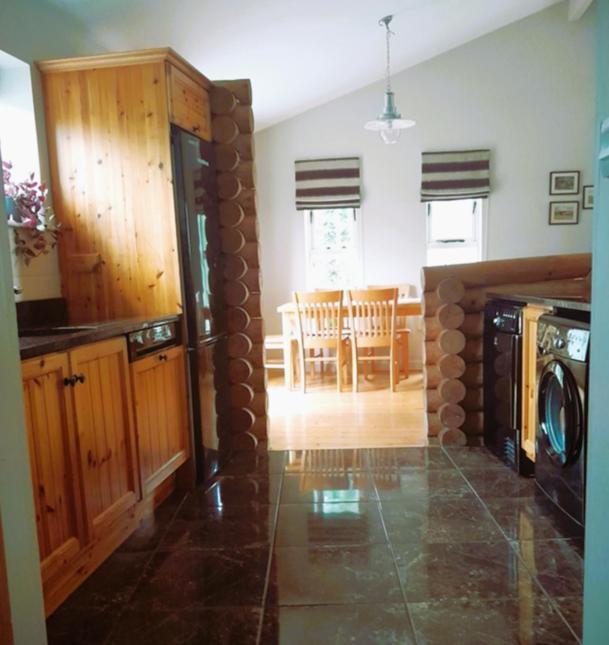 Ballyhoura Mountain Lodges Ballyorgan エクステリア 写真