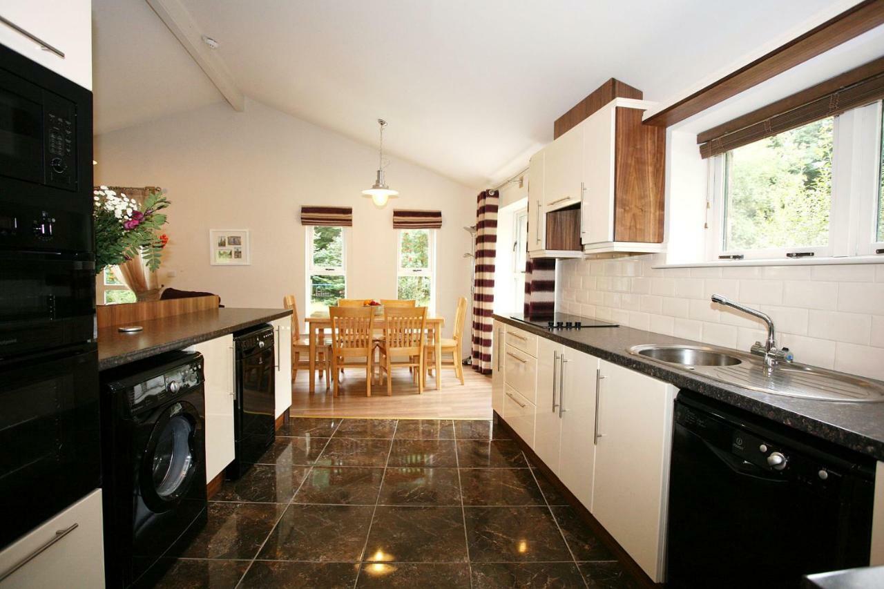 Ballyhoura Mountain Lodges Ballyorgan エクステリア 写真